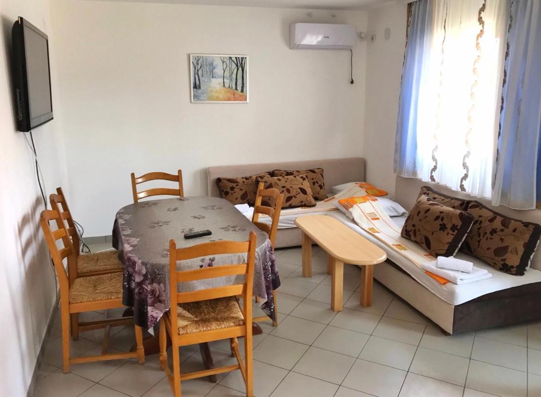 Apartmani Novak - Srebrno Jezero Veliko Gradište 외부 사진